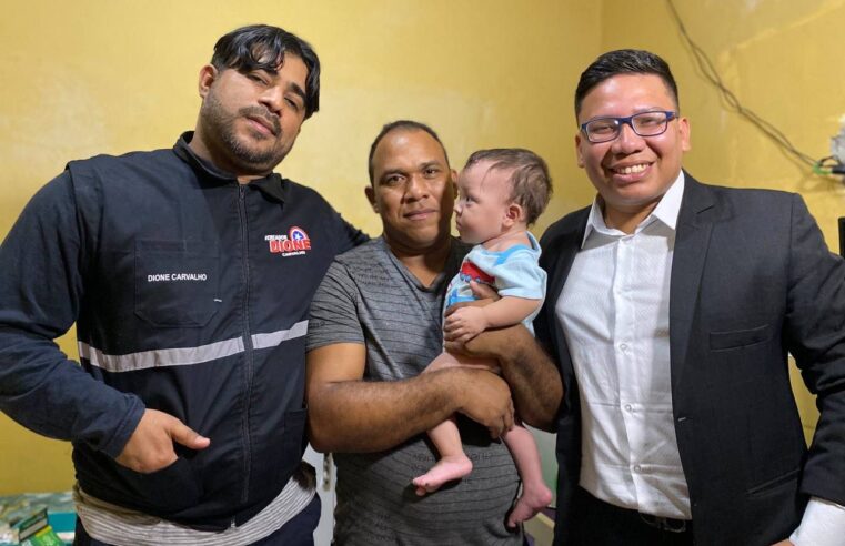 Gêmeos com paralisia cerebral recebe ajuda do Vereador Dione Carvalho para viabilizar tratamento