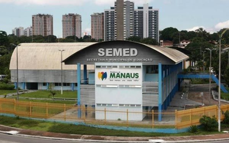 Semed afasta professor suspeito de estuprar e assediar alunas dentro de escola em Manaus