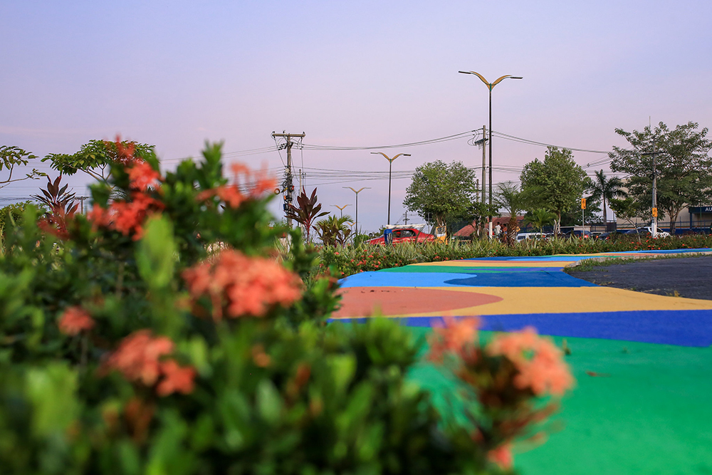 Prefeitura de Manaus entrega rotatória Otávio Raman Neves na zona Norte da cidade