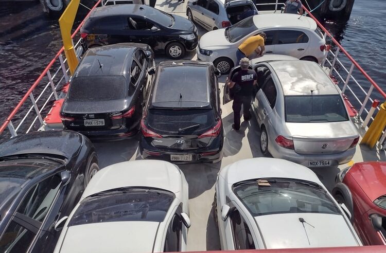 PC recupera 11 carros roubados em Manaus; Um estava na casa de vereador de Nova Olinda