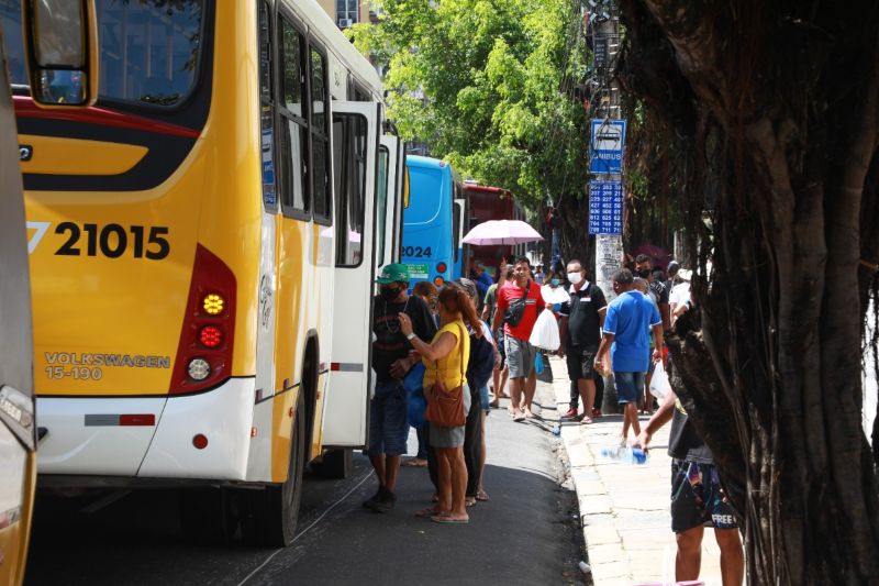 Prefeitura de Manaus cria linha de ônibus para atender comunidade do Distrito Industrial 2