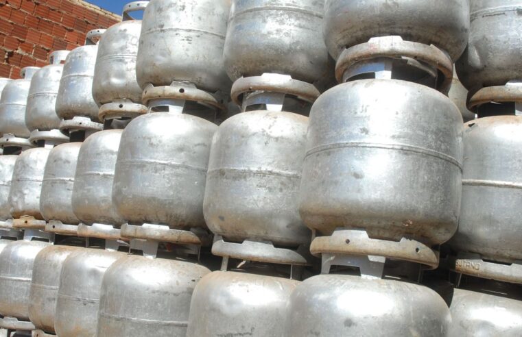 Petrobras reduz preço do gás de cozinha a partir desta terça-feira (13)