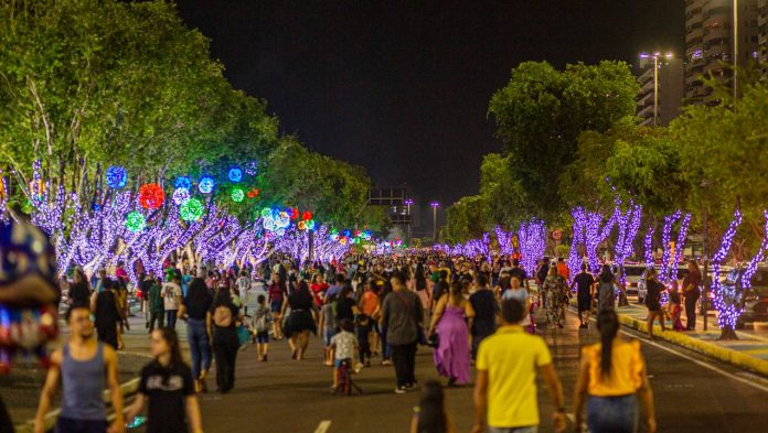 Prefeito David Almeida realiza lançamento da segunda edição do ‘Natal das Águas’