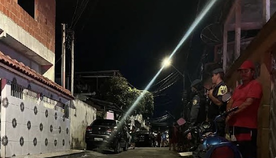 Homem é brutalmente assassinado por causa de política em Manaus