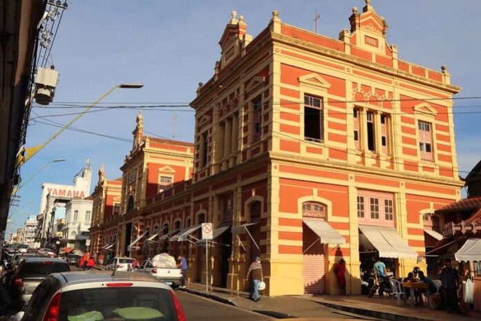 Prefeitura informa funcionamento dos serviços essenciais no feriado de Nossa Senhora Aparecida