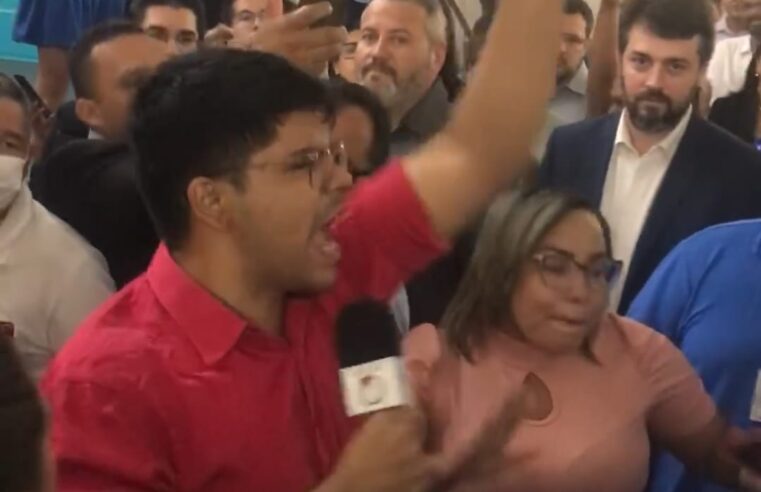 Repórter do portal radar amazônico da PITI durante coletiva de imprensa da Prefeitura; veja vídeo