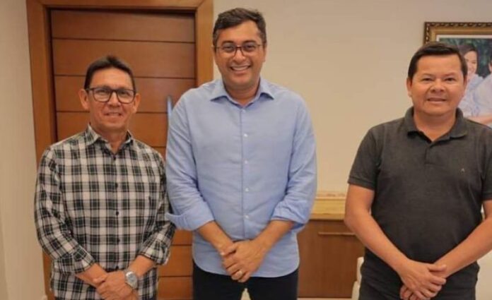 Prefeitos largam Braga e se alinham a Wilson Lima para o segundo turno