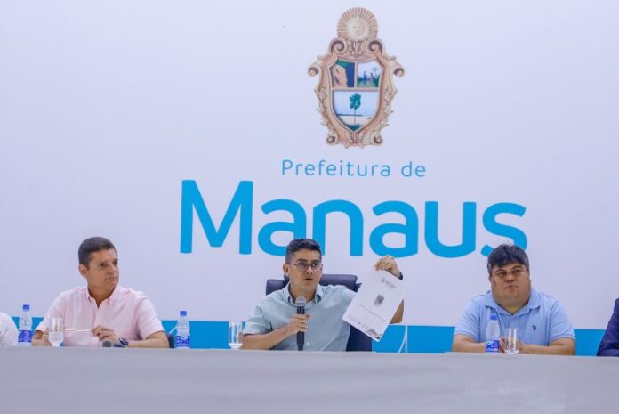 David Almeida e vice-prefeito Marcos Rotta desmentem dossiê ilegal vazado
