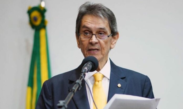 Jefferson diz à PF que deu 50 tiros de fuzil mas ‘não atirou para machucar’