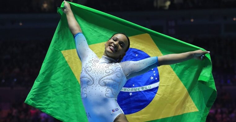 Histórico: Rebeca Andrade conquista ouro e se consagra como a melhor ginasta do mundo