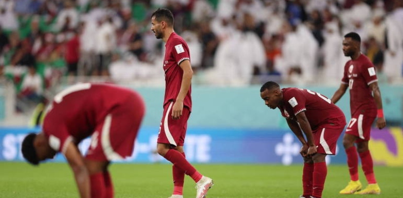 Catar perde para Senegal, se afunda no Grupo A e protagoniza vexame inédito em Copas