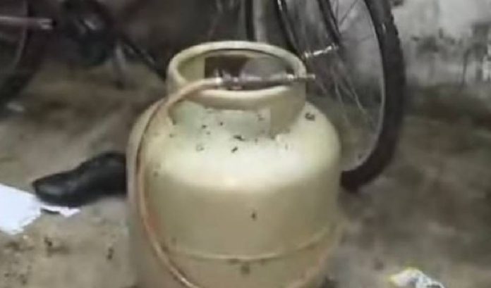 Em Manaus, idoso fica ferido após botija de gás explodir na Zona Norte da cidade