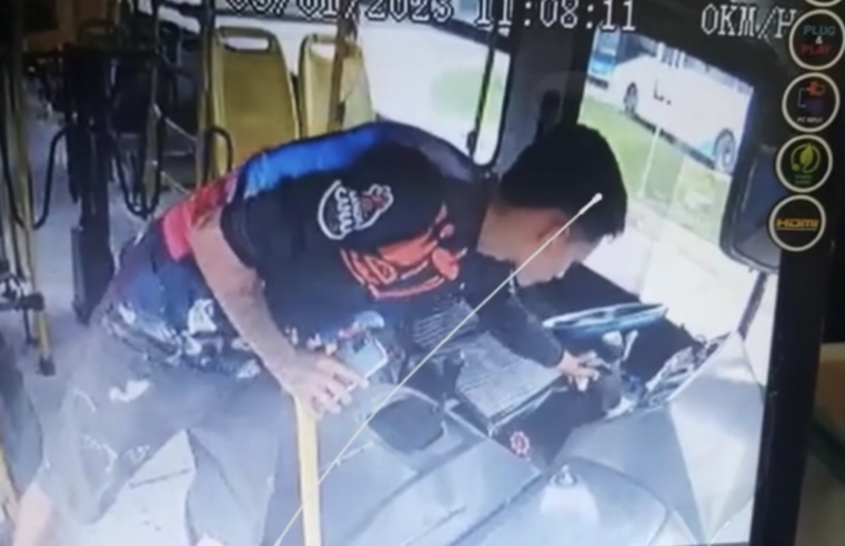 Bandid0 não dispensa nem chave de ônibus em Manaus, denuncie; veja vídeo
