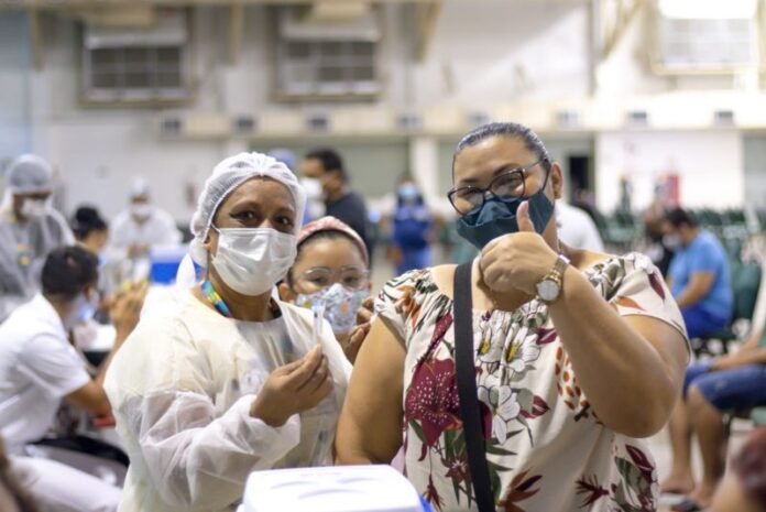 Prefeitura de Manaus celebra dois anos de vacinação contra a Covid-19