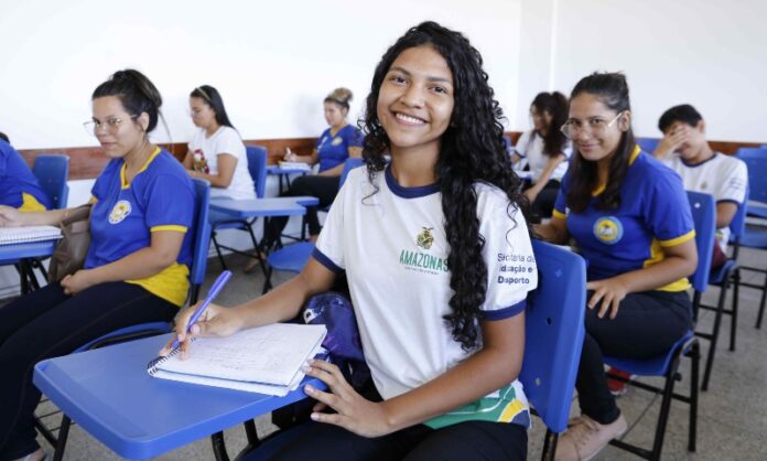 Transferência e matrícula de novos alunos com deficiência da rede pública de ensino (11)começa nesta quarta-feira