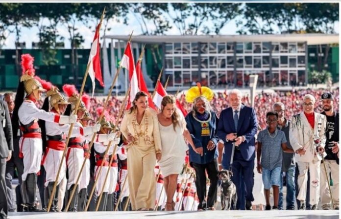 Lula revoga decretos de Bolsonaro, reduz acesso a armas e prorroga isenção de combustíveis