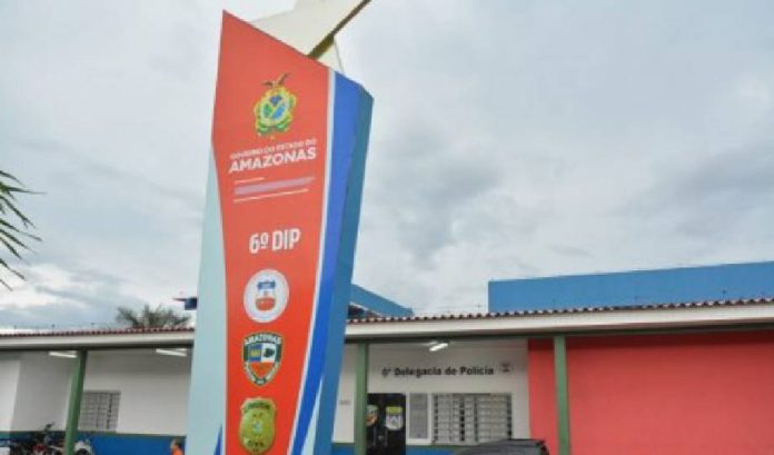 Homem é preso depois de tentar agredir a própria mãe na Zona Leste de Manaus