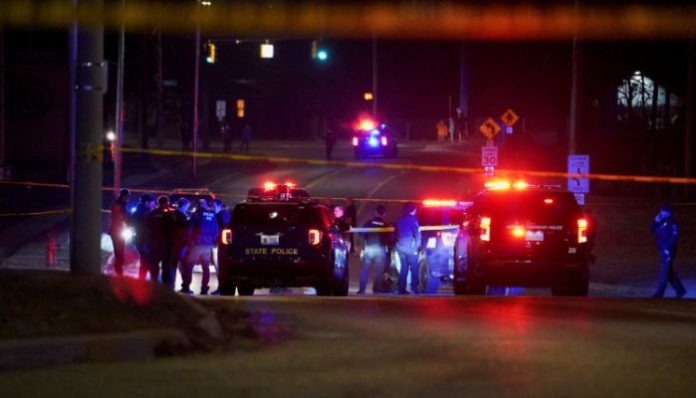 EUA: Tiroteio em universidade de Michigan deixa três mortos e cinco feridos