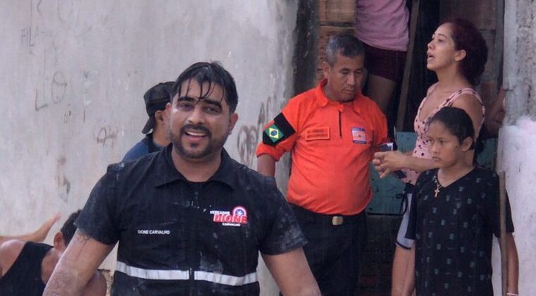 Vereador Dione Carvalho visita comunidade Monte Cristo que sofre com deslizamento de terra devido as fortes chuvas