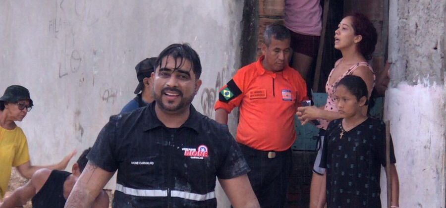 Vereador Dione Carvalho visita comunidade Monte Cristo que sofre com deslizamento de terra devido as fortes chuvas