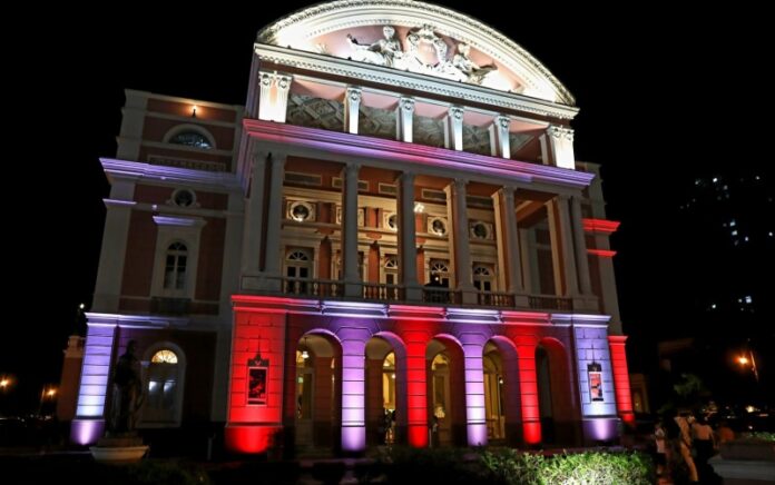 Amazonas Band dedica noite aos ritmos brasileiros no Teatro Amazonas, nesta segunda (27)