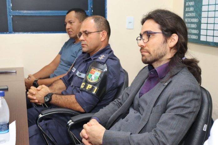 REUNIÃO ESTRATÉGICA DE SEGURANÇA CRIA PLANO PARA FORTALECER A PROTEÇÃO NAS ESCOLAS DO MUNICÍPIO DE COARI