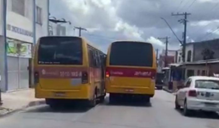 Condutores de executivo disputam “rachas” em ruas de Manaus; veja o vídeo