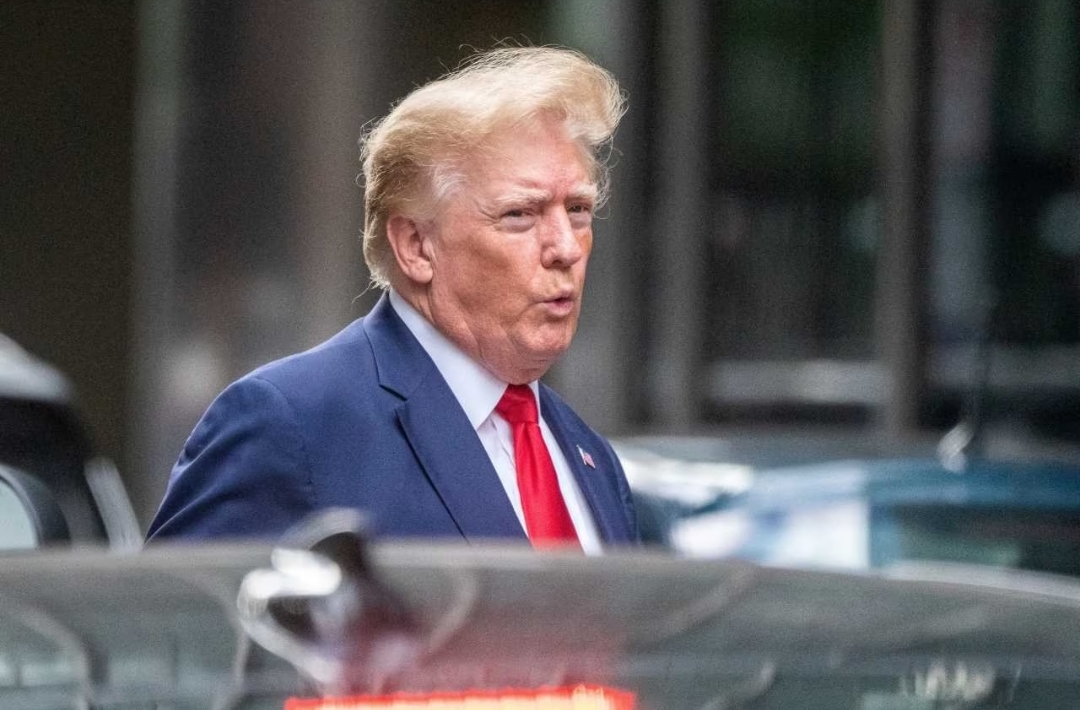 Donald Trump vai para tribunal de Manhattan para ser primeiro ex-presidente dos EUA réu