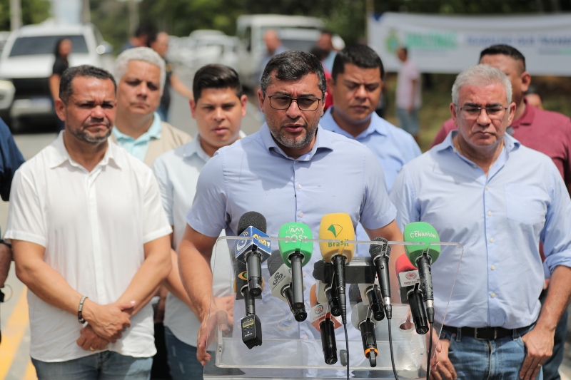 Wilson Lima entrega Ramal das Flores pavimentado e melhora escoamento da produção