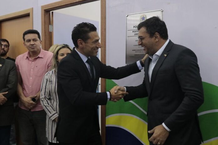Governador Wilson Lima inaugura posto para emissão de passaporte no PAC Studio 5
