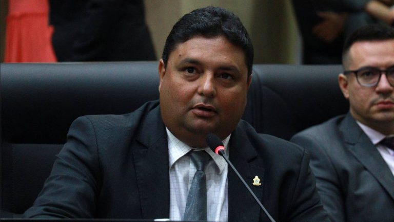 Caio André propõe que atletas de escolinhas de futebol estejam matriculados em unidades de ensino