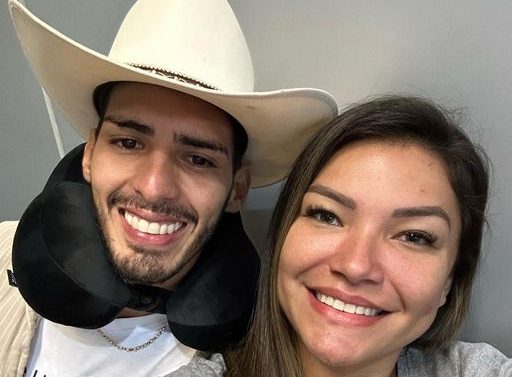 Após polêmica, Joana Darc tenta justificar compra de passagem área para blogueiro com dinheiro público; imagens