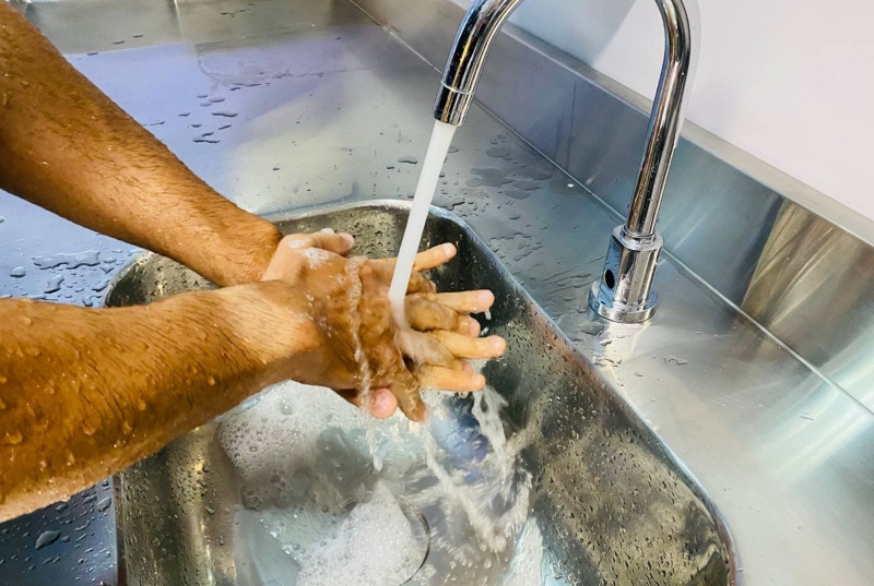 Manutenção elétrica que deixaria vários bairros de Manaus sem água nesta terça (2), é adiado