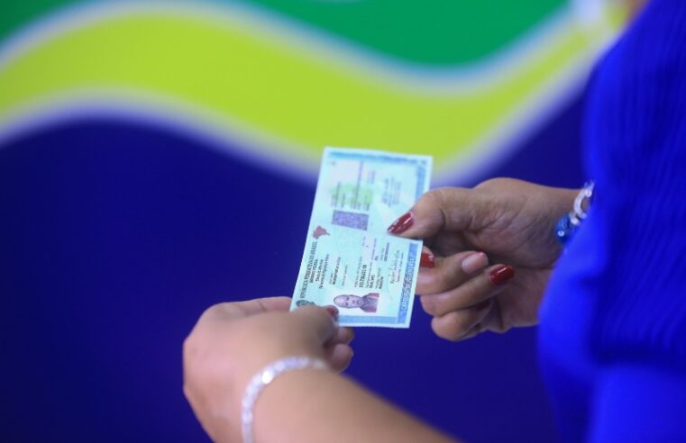 Amazonas inicia a entrega das primeiras remessas da nova Carteira de Identidade Nacional
