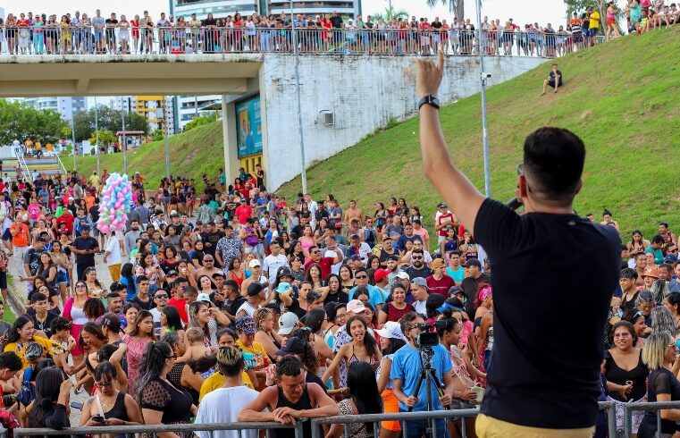 Durante inauguração da Casa de Praia, David Almeida enfatiza investimentos no turismo: ‘Novas opções de lazer’