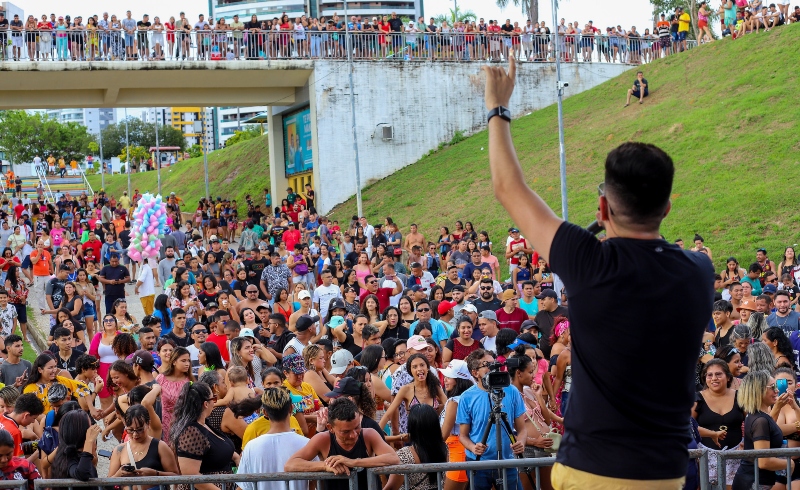 Durante inauguração da Casa de Praia, David Almeida enfatiza investimentos no turismo: ‘Novas opções de lazer’