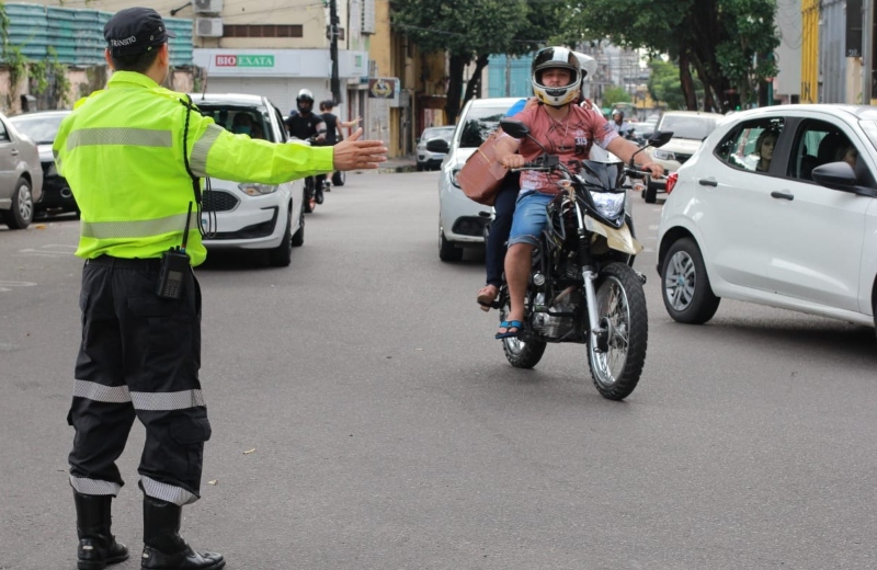 Em Manaus, prefeitura adverte para fatalidades entre motociclistas e acende alerta para segurança no trânsito