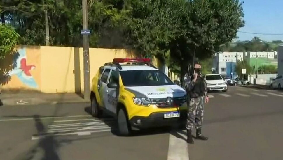 Ex-aluno invade escola e mata estudante a tiros em Cambé, no Paraná