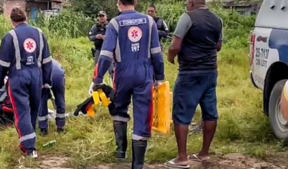 Em Manaus, jovem é executado à tiros no Jorge Teixeira; vítima estaria com amigos antes do crime