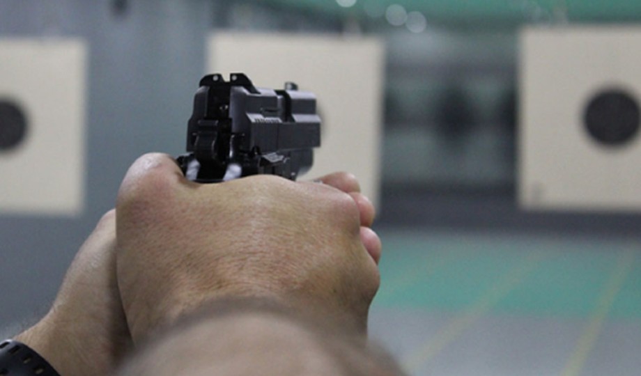 Em Manaus, CAC tem casa invadida por bandidos e perde 60 armas e R$ 300 mil em dinheiro