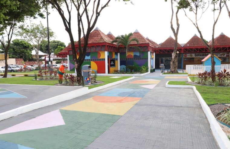 Após nove anos, praça do Dom Pedro é entregue totalmente revitalizada pela prefeitura