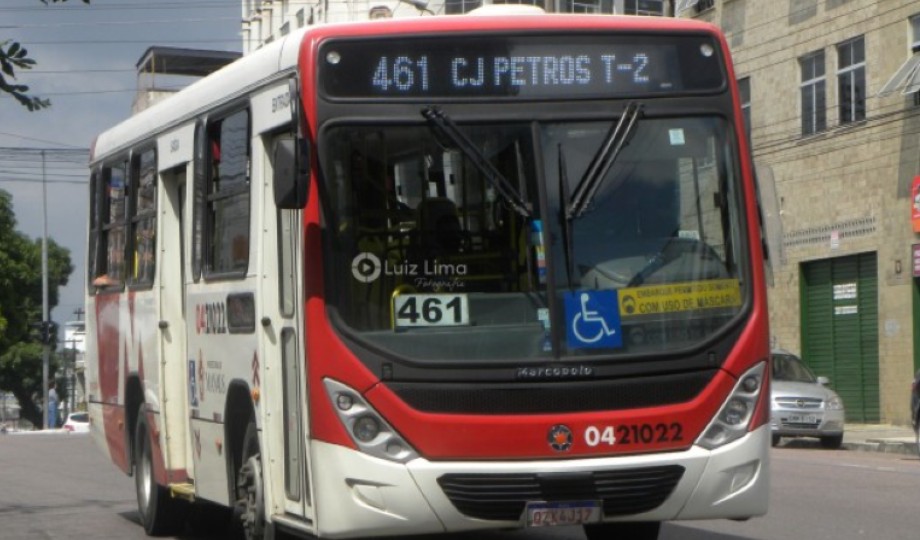 Criminosos tocam o terror durante assalto à coletivo na Zona Sul de Manaus