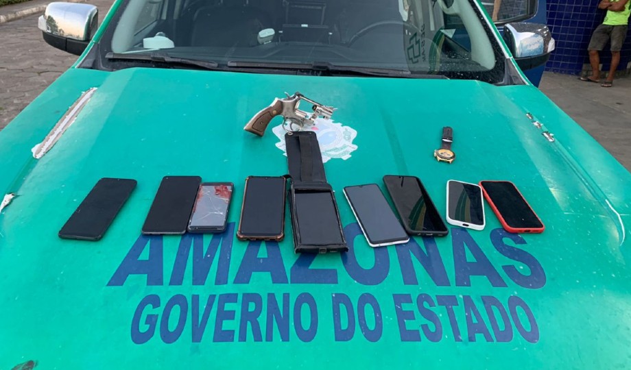 Dois homens suspeitos de cometerem arrastões morrem durante troca de tiros com a Polícia Militar em Manaus