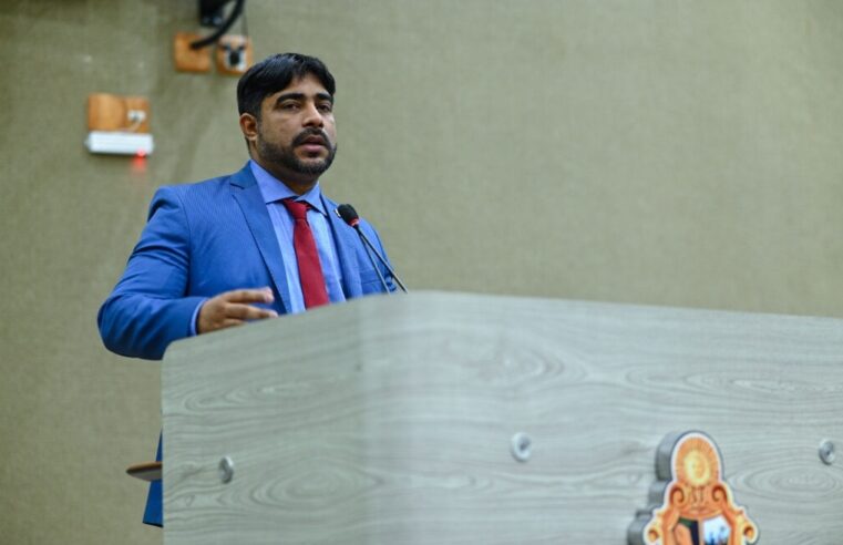 Dione Carvalho denuncia negligência na saúde pública após morte de criança cardiopata