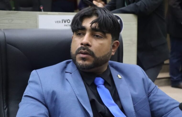 Vereador Dione Carvalho é ameaçado pela prefeitura de Humaitá por questionar a morte de criança cardiopata por falta de assistência.