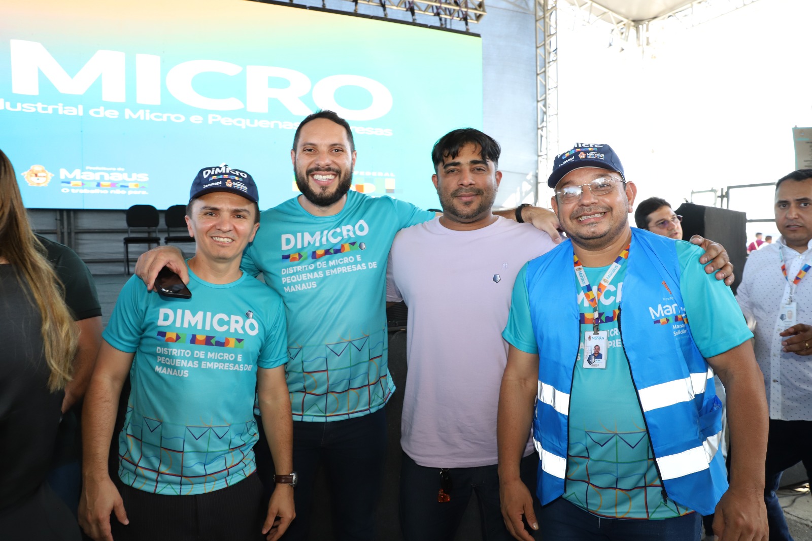 Vereador Dione Carvalho celebra inauguração do Dimicro em Manaus, impulsionando a geração de 400 empregos