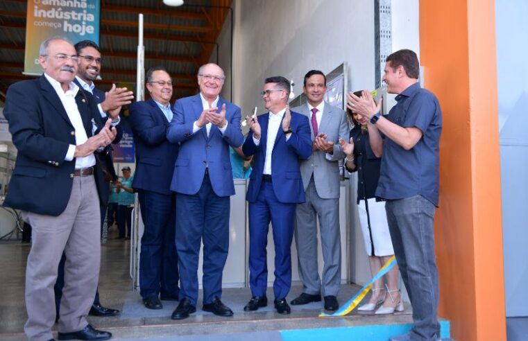 David Almeida anuncia construção de escola técnica para formar profissionais para Zona Franca de Manaus