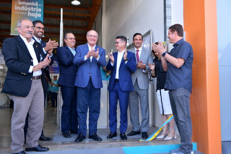 David Almeida anuncia construção de escola técnica para formar profissionais para Zona Franca de Manaus