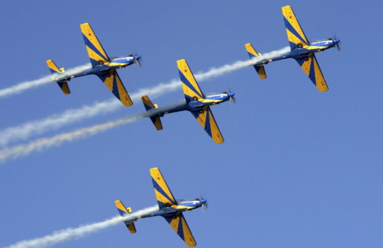 Ponta Negra irá receber espetáculo de acrobacias da Esquadrilha da Fumaça em Manaus