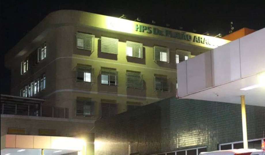 Em Manaus, homem é baleado na cabeça durante assalto no momento em que descia de ônibus